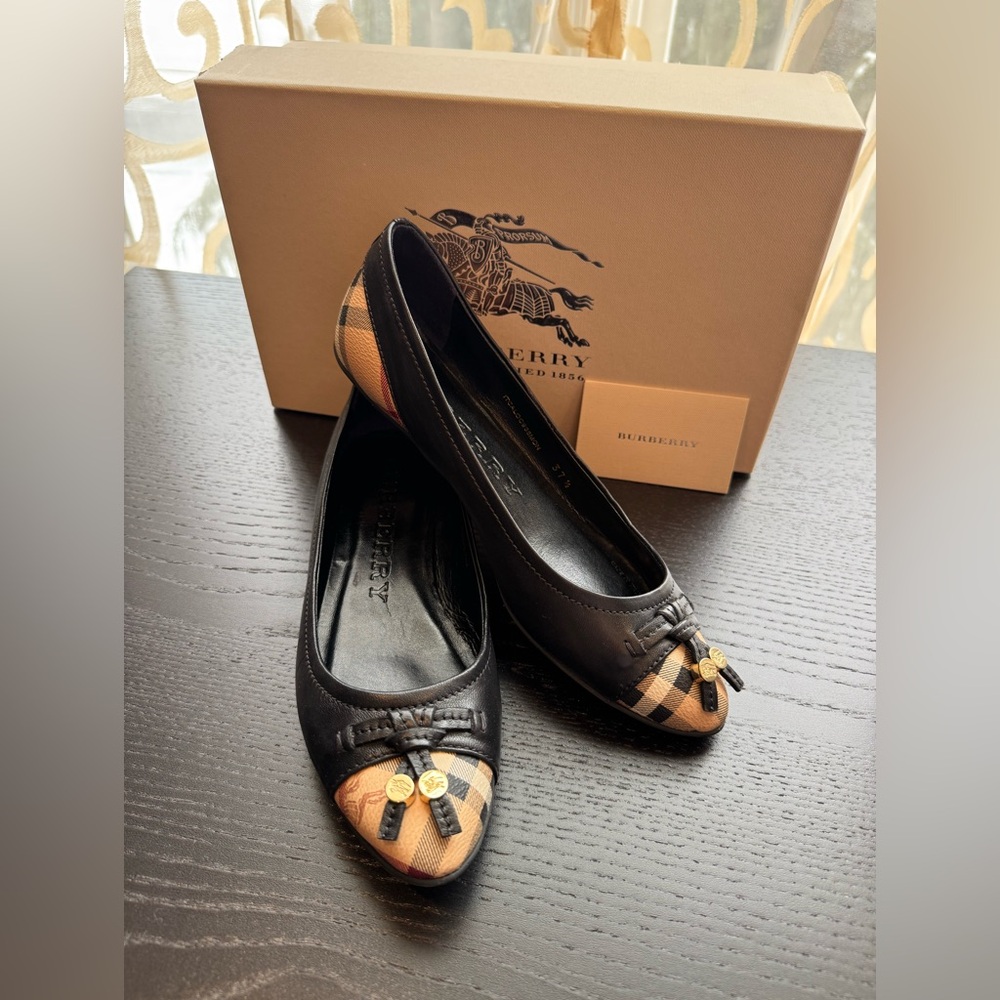 Burberry shoes